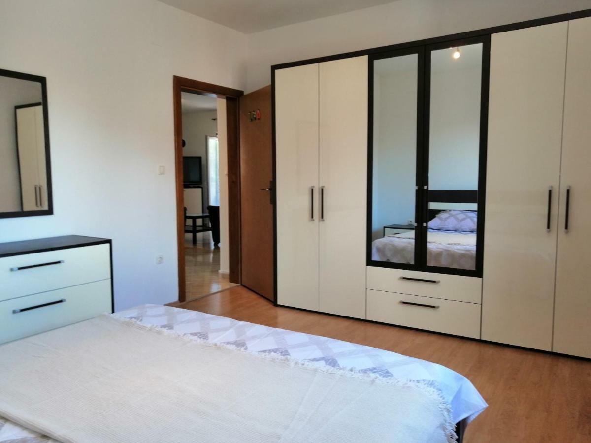 Apartman Rosanda Posedarje Esterno foto